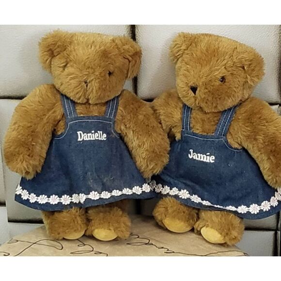 Lot of 2 Vermont Teddy Bears - Picture 1 of 5